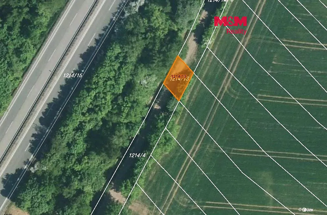 Prodej podílu 1/2 pozemku 60 m²